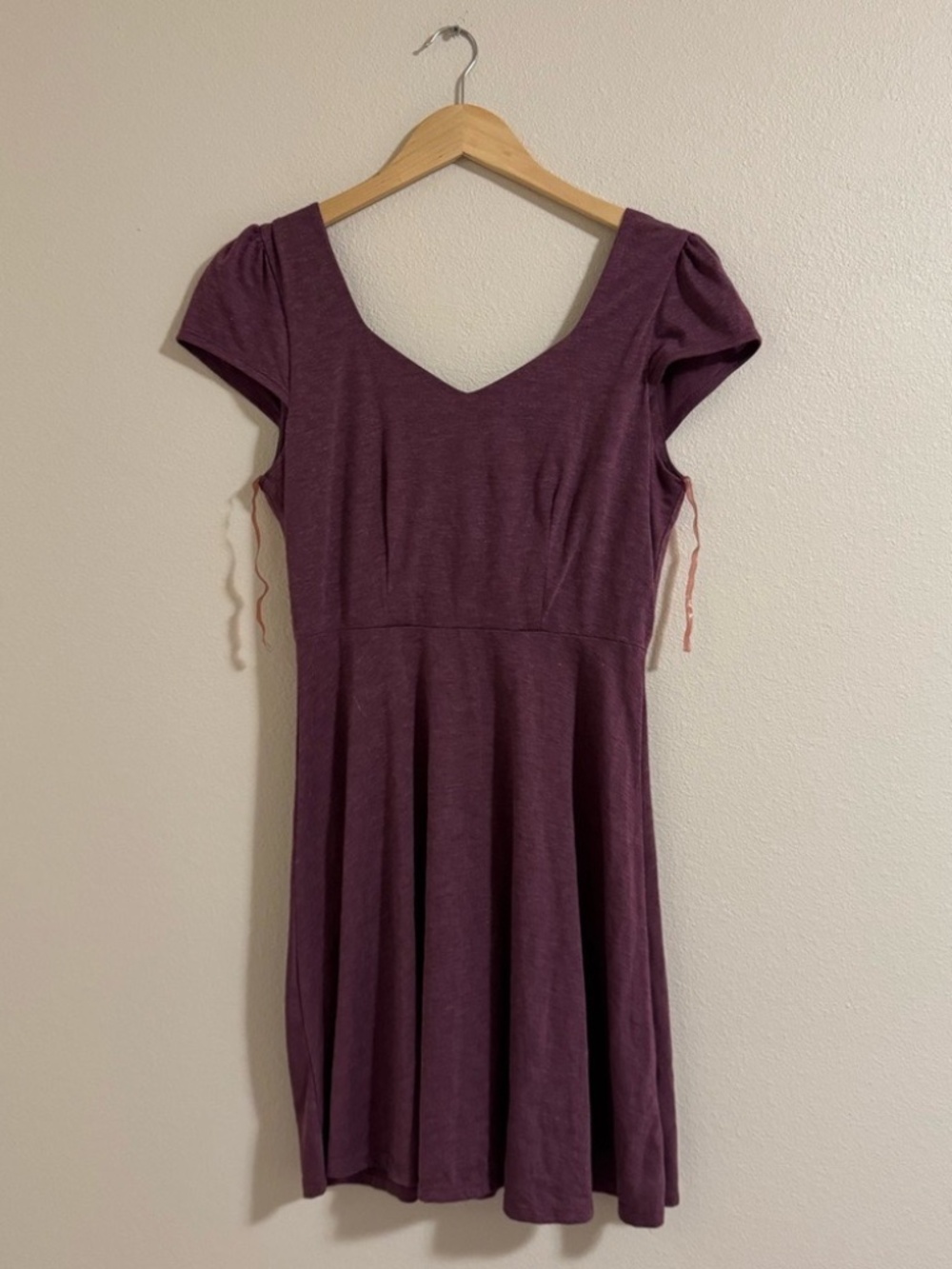 GILLI SIZE MEDIUM M PURPLE MINI DRESS LOT5923